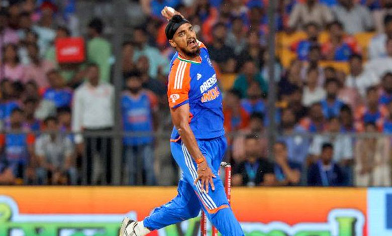 IPL 2025: Arshdeep could get 18-20 crore to become most expensive bowler at mega auction, says Aakash Chopra 1 IPL 2025: Arshdeep could get 18-20 crore to become most expensive bowler at mega auction, says Aakash Chopra