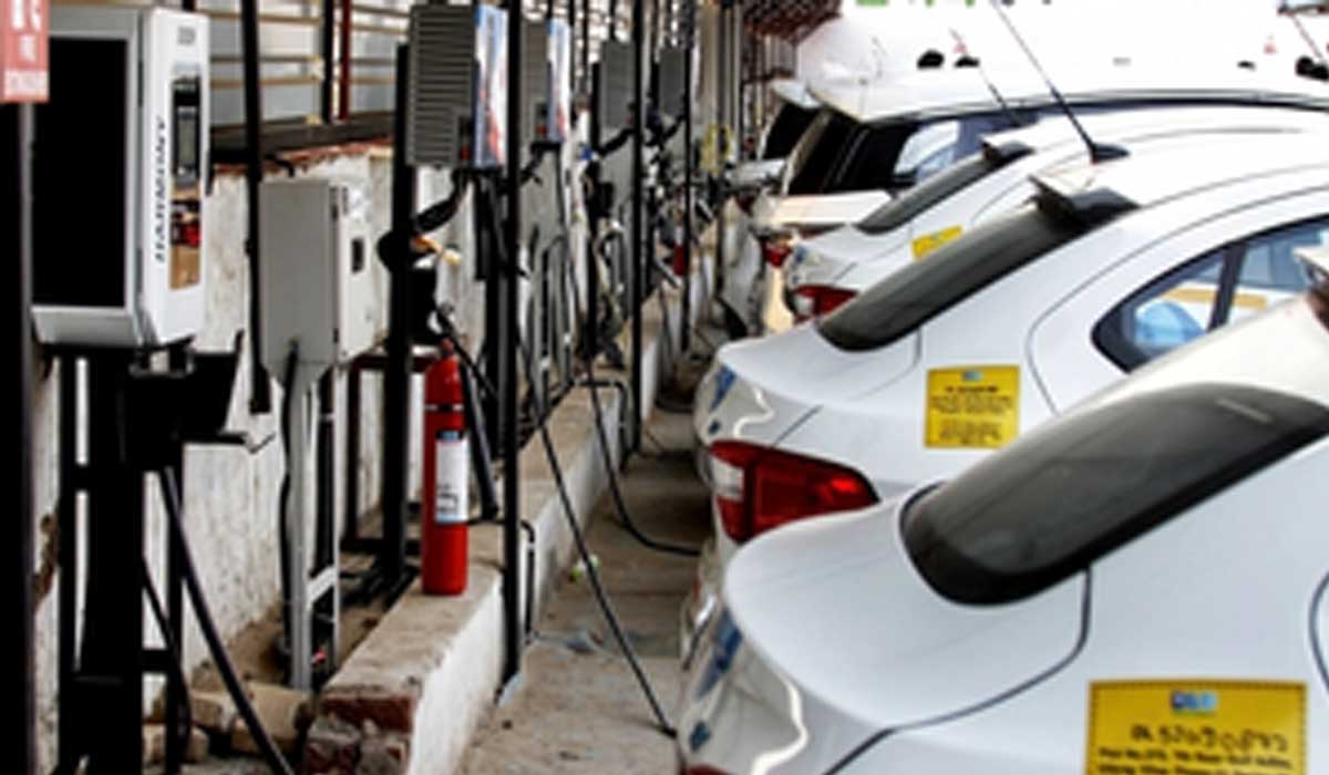 India Now Has 25,202 Public Charging Stations for EVs: Minister 1 India Now Has 25,202 Public Charging Stations for EVs: Minister