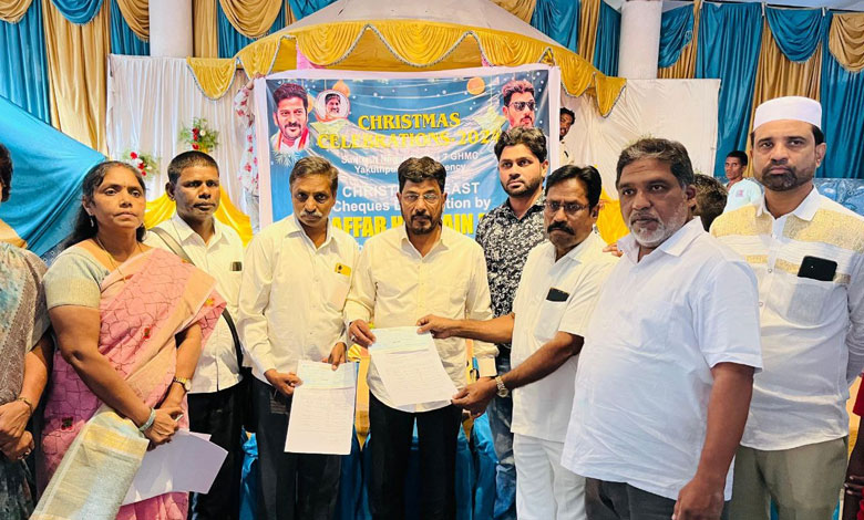 Jaffar Hussain Brings Christmas Cheer with ₹5 Lakh Donation to Yakutpura Churches 1 Jaffar Hussain Brings Christmas Cheer with ₹5 Lakh Donation to Yakutpura Churches