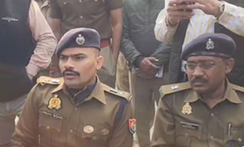 FIR against SP MP Barq's father for threatening power dept officials in Sambhal 1 FIR against SP MP Barq's father for threatening power dept officials in Sambhal