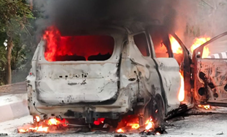 Hyderabad: Tragic Death as CNG Car Bursts into Flames 2 1 26 Hyderabad: Tragic Death as CNG Car Bursts into Flames