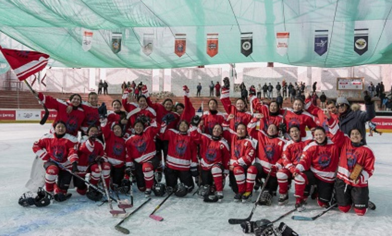 Ice Hockey League to Begin in Leh with 10 Men's and 5 Women's Teams 3 121 11 Ice Hockey League to Begin in Leh with 10 Men's and 5 Women's Teams