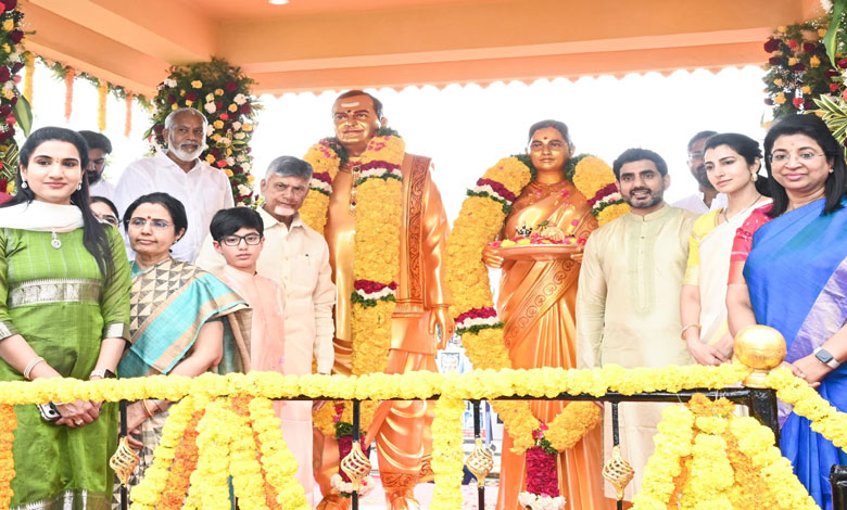 Andhra Pradesh CM Celebrates Sankranti with Family in Native Village 3 3 21 Andhra Pradesh CM Celebrates Sankranti with Family in Native Village