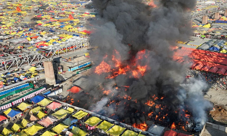 Mahakumbh Fire: PM Modi Speaks to CM Yogi Adityanath to Assess Situation 3 6 3 Mahakumbh Fire: PM Modi Speaks to CM Yogi Adityanath to Assess Situation