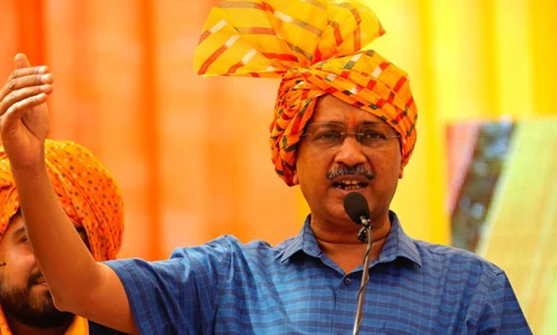 Delhi Poll: Kejriwal Promises Affordable Houses on Installments for Dalit Sanitation Workers 2 ARVIND KEJRIWAL 8 Delhi Poll: Kejriwal Promises Affordable Houses on Installments for Dalit Sanitation Workers