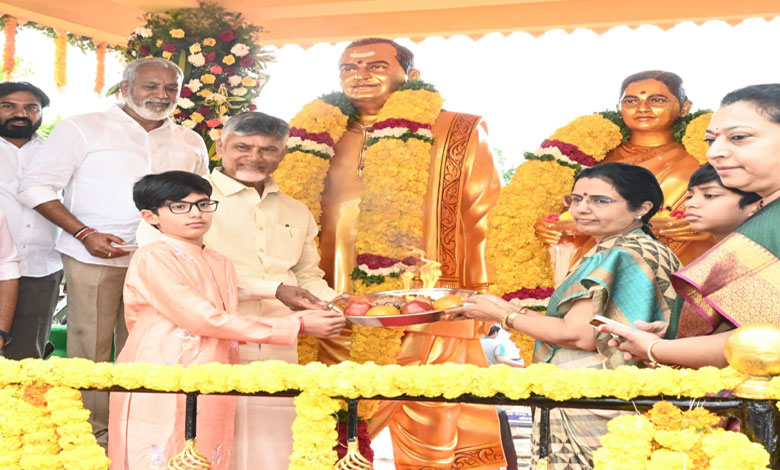 Andhra Pradesh CM Celebrates Sankranti with Family in Native Village 4 CHANDRABABU2 1 Andhra Pradesh CM Celebrates Sankranti with Family in Native Village