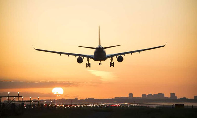 Delhi Airport Fog Disrupts Flights: 6 Diverted, 300+ Delayed Amid Low Visibility 1 Delhi Airport Fog Disrupts Flights: 6 Diverted, 300+ Delayed Amid Low Visibility