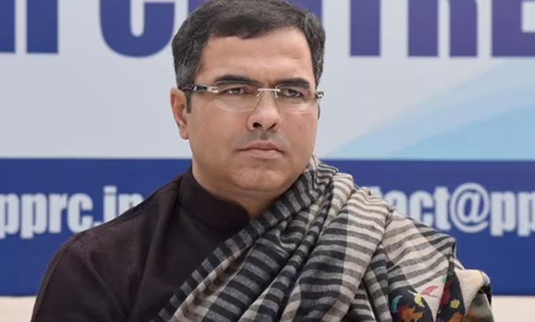 Social Media Battlefield: Parvesh Verma and Arvind Kejriwal Exchange Fresh Salvos 3 PARVESH 4 Social Media Battlefield: Parvesh Verma and Arvind Kejriwal Exchange Fresh Salvos