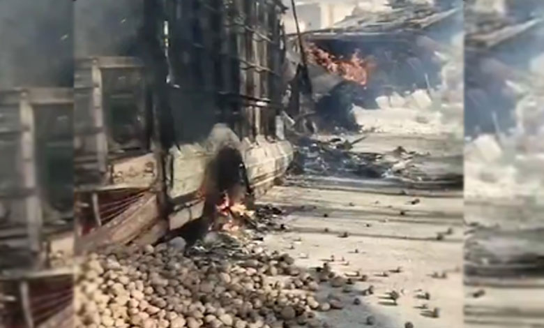 Sectarian Strife Resurges: Deadly Attack on Pakistan Aid Convoy 1 Sectarian Strife Resurges: Deadly Attack on Pakistan Aid Convoy
