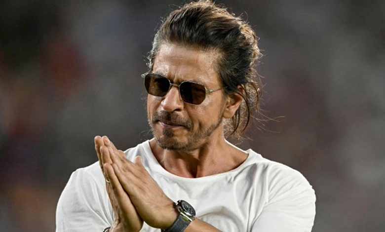 Saif Ali Khan Attack Case: Is Bollywood Not Safer for the Khans? Recent Incident Raises Alarming Questions 2 SRK 1 Saif Ali Khan Attack Case: Is Bollywood Not Safer for the Khans? Recent Incident Raises Alarming Questions