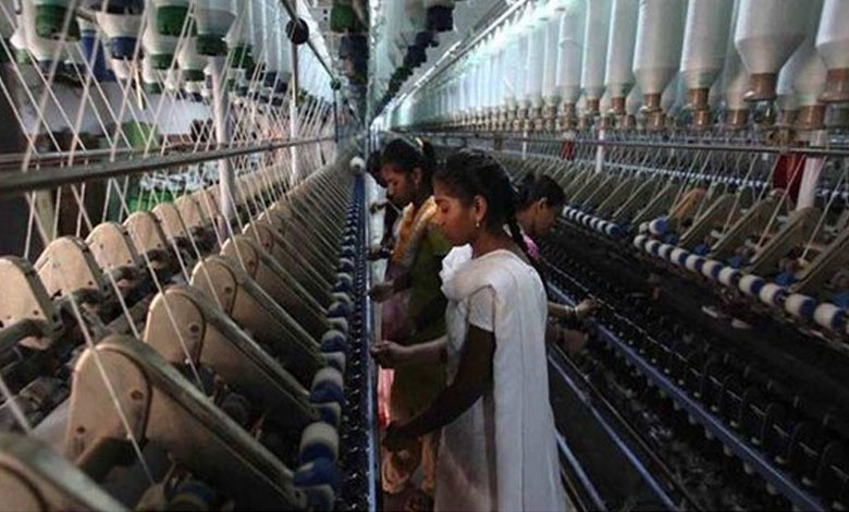 India’s Textile & Apparel Exports See 7% Growth, Reaching $21.36 Billion in April-October FY 2024-25 2 TEXTILE India’s Textile & Apparel Exports See 7% Growth, Reaching $21.36 Billion in April-October FY 2024-25