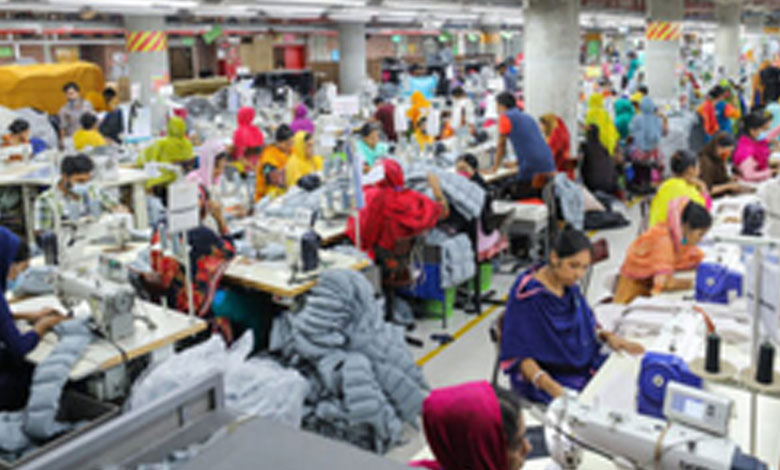 India’s Textile & Apparel Exports See 7% Growth, Reaching $21.36 Billion in April-October FY 2024-25 3 TEXTILES1 India’s Textile & Apparel Exports See 7% Growth, Reaching $21.36 Billion in April-October FY 2024-25