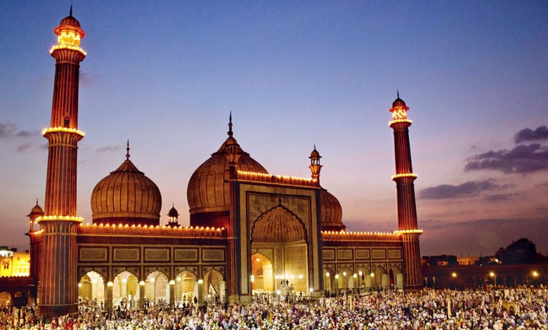JAMA MASJID Exploring the World's Most Famous and Majestic Mosques