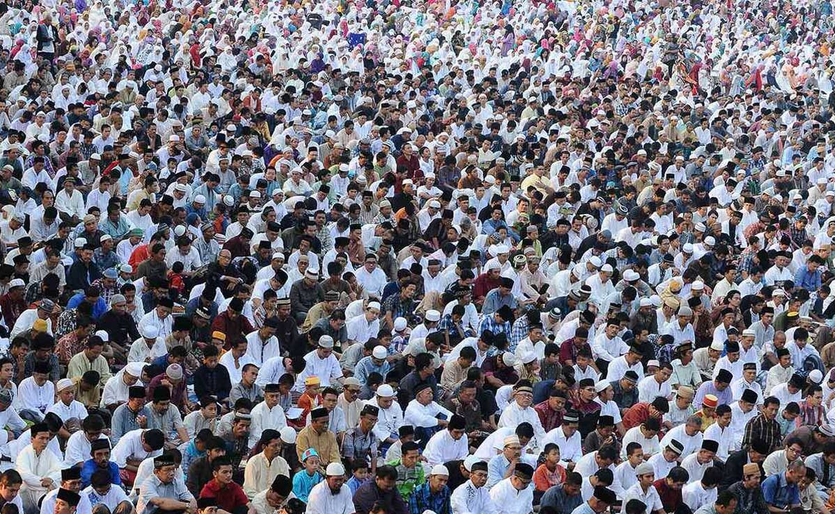 Islam’s Rapid Growth: The Fastest-Spreading Religion by 2060