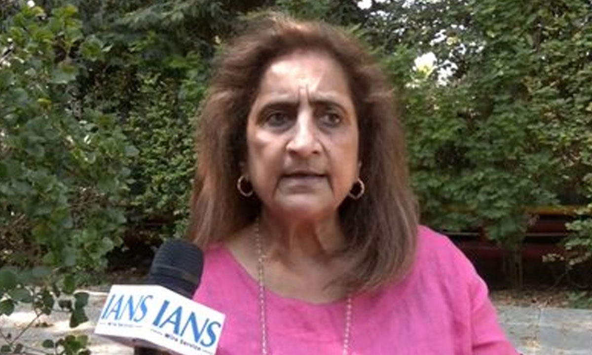 Amitabh Bachchan Dragged into Bofors Scandal Without Evidence: Chitra Subramaniam 1 Amitabh Bachchan Dragged into Bofors Scandal Without Evidence: Chitra Subramaniam