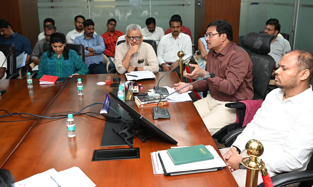 Hyderabad: 61% of ORR Lakes Gone! Hydraa Commissioner Calls for Urgent Action 1 Hyderabad: 61% of ORR Lakes Gone! Hydraa Commissioner Calls for Urgent Action