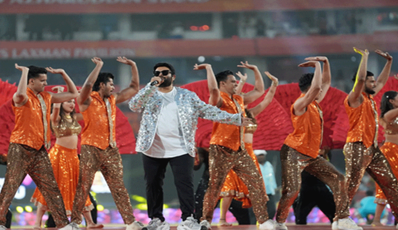 S.S. Thaman's Chartbusters Turn SRH-LSG IPL Match into a Musical Night