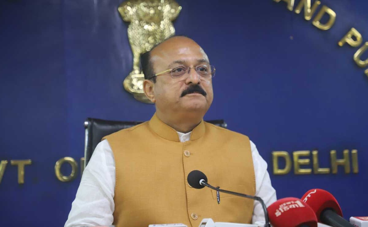 Delhi Govt Issues Notices to 11 Private Schools Over Fee Hike, Financial Irregularities 1 Delhi Govt Issues Notices to 11 Private Schools Over Fee Hike, Financial Irregularities