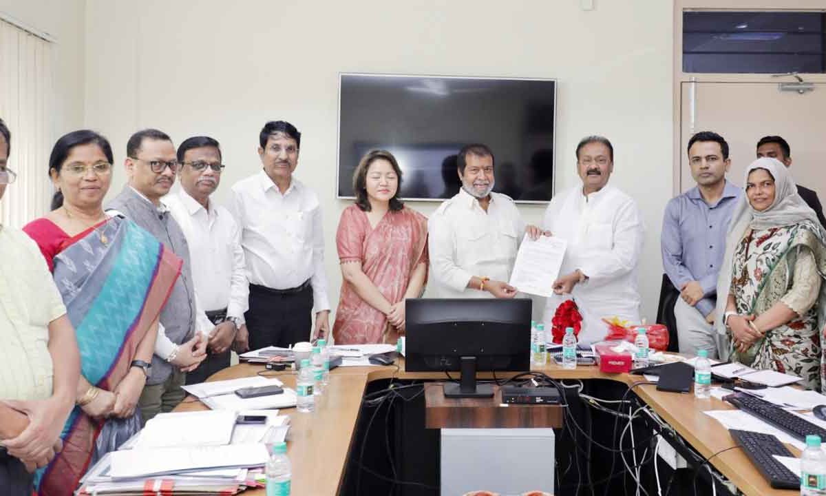 ₹85 Crore Sanctioned for Nizamabad, Kamareddy Hospitals: Minister Acts Swiftly on Shabbir Ali’s Appeal 1 ₹85 Crore Sanctioned for Nizamabad, Kamareddy Hospitals: Minister Acts Swiftly on Shabbir Ali’s Appeal
