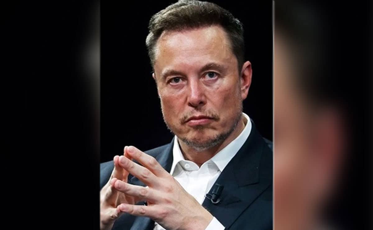 In 5 Years, Robots Could Be the World's Best Surgeons, Says Elon Musk