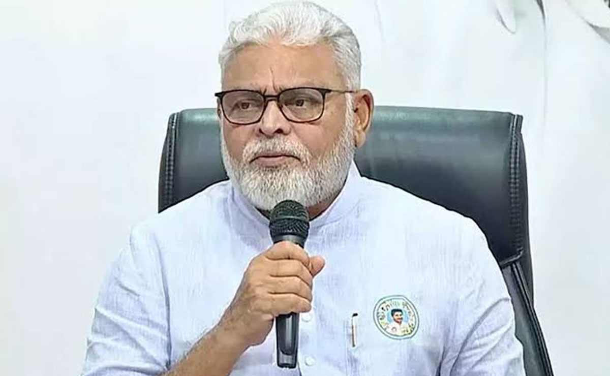 Police serve notice to YSRCP leader Ambati Rambabu 1 Police serve notice to YSRCP leader Ambati Rambabu