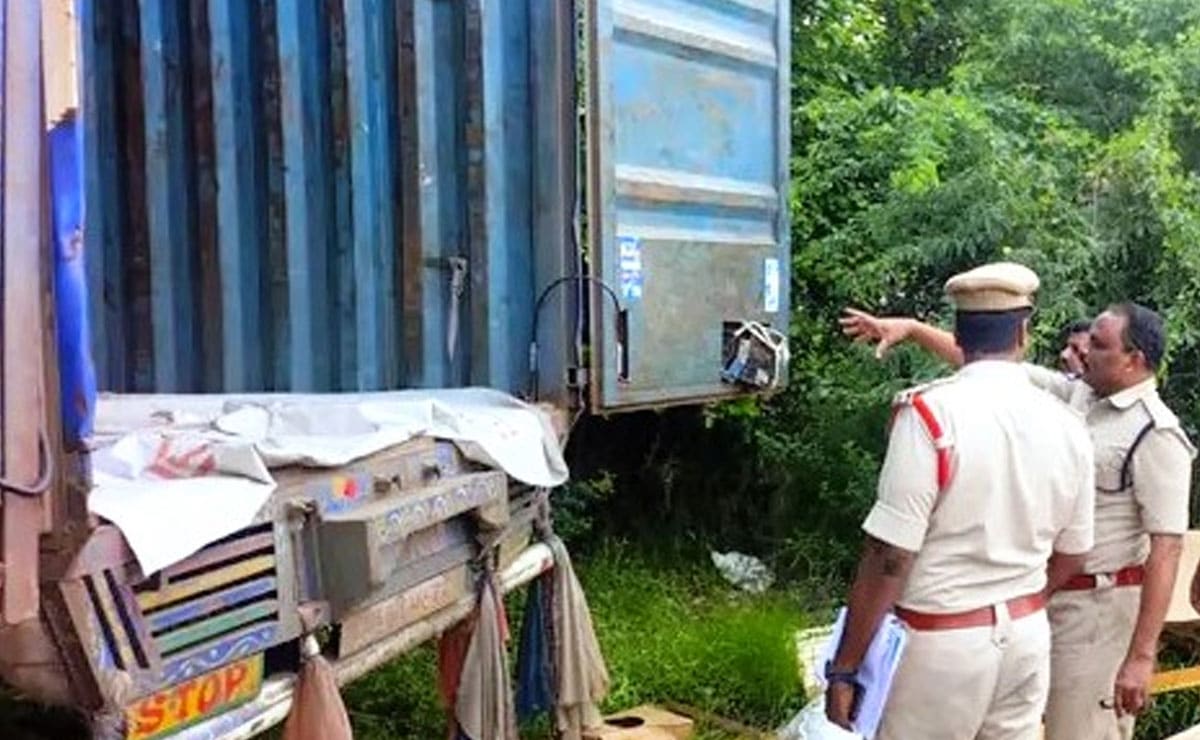 255 laptops stolen from container truck in Andhra Pradesh