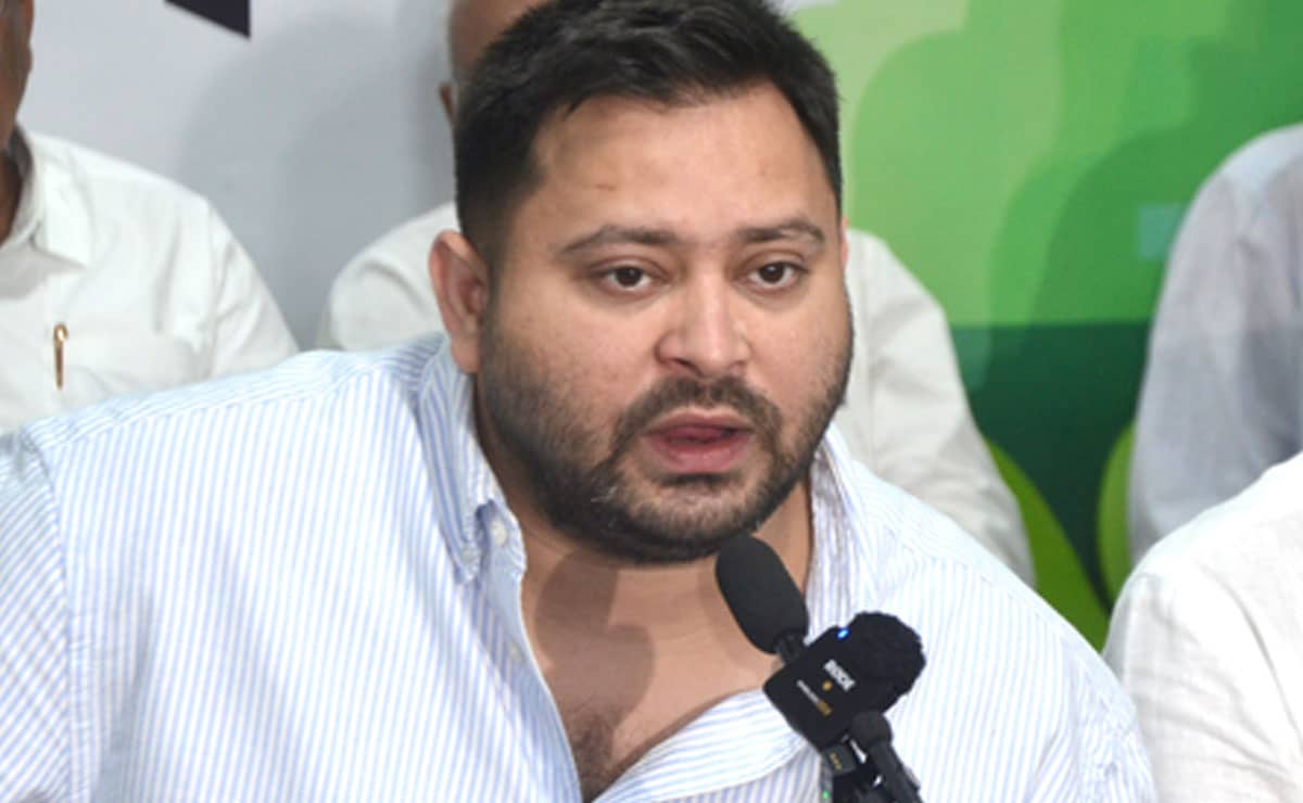On Rakshabandhan, Tejashwi woos 'sisters of Bihar' promising several women-centric schemes