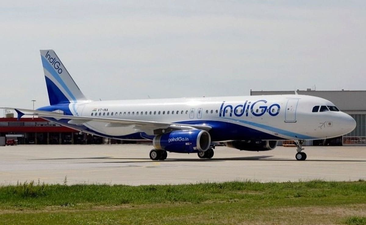 Over 100 flights delayed due to heavy rain in Delhi