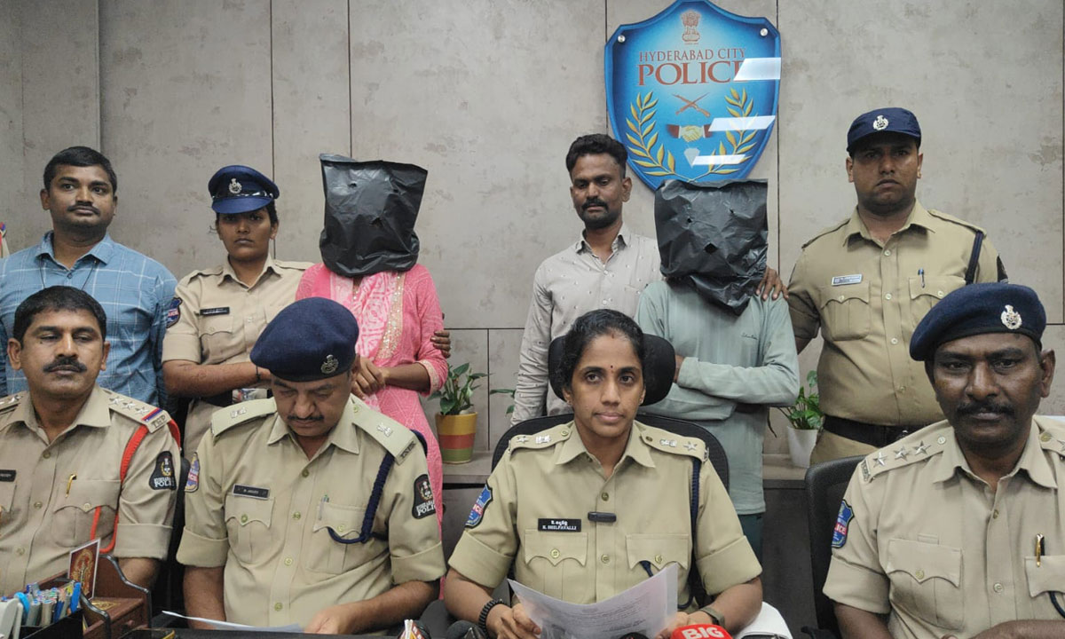 Hyderabad Police Foil Drug Smuggling Bid, Woman and Youth Caught with 18 Kg Marijuana 1 Hyderabad Police Foil Drug Smuggling Bid, Woman and Youth Caught with 18 Kg Marijuana