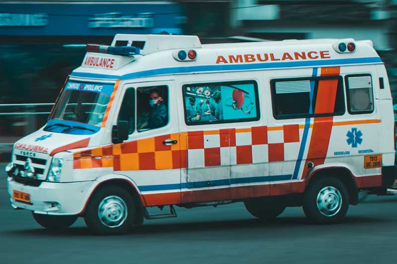 Kerala: COVID patient dies after ambulance meets with accident