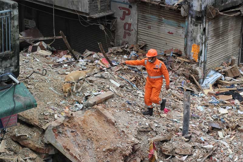Two children died in building collapse in Delhi