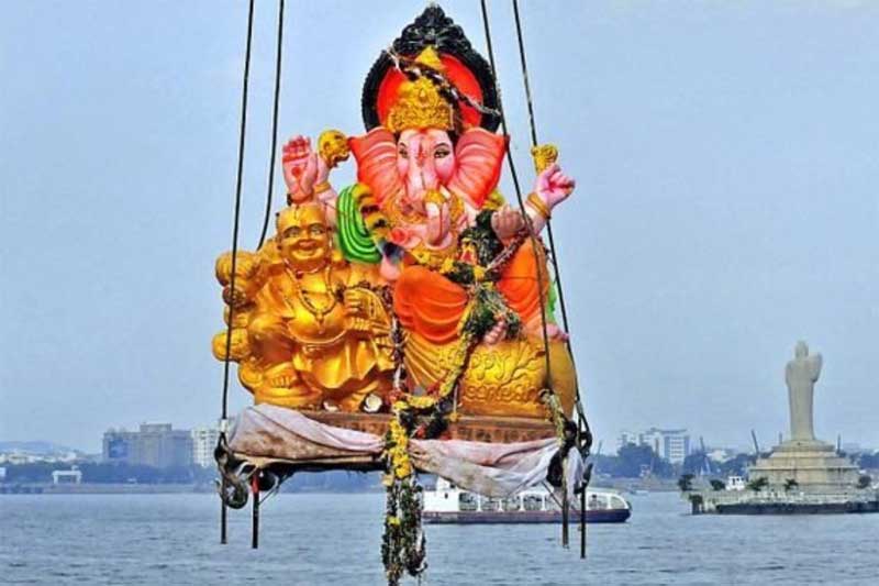 Telangana HC rejects revision petition by govt. to allow immersion of PoP idols in Hussain Sagar.