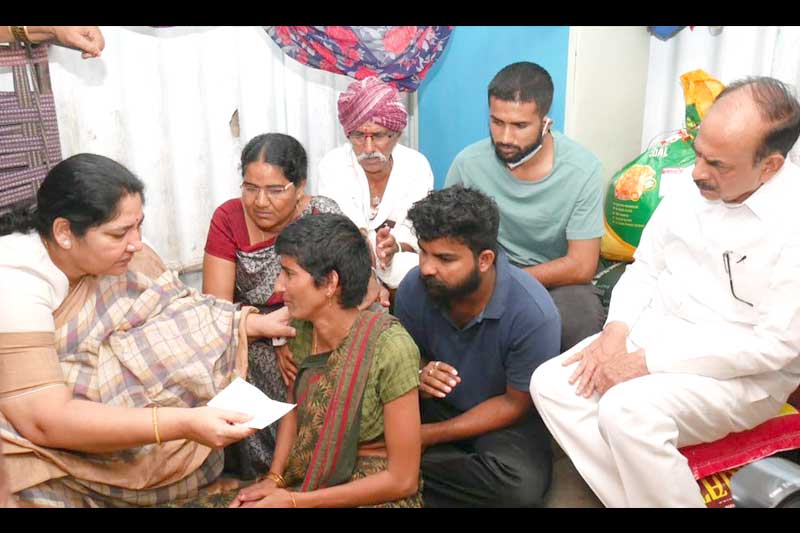 HM Mahmood Ali with Satyavati Rathore Visits Rape-Murder Victim's Family