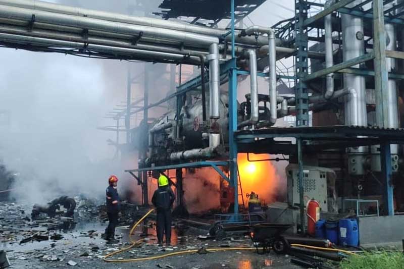 A blast followed by a fire ripped through a textile factory in Boisar town of Palghar, one killed, one missing, 6 hurt