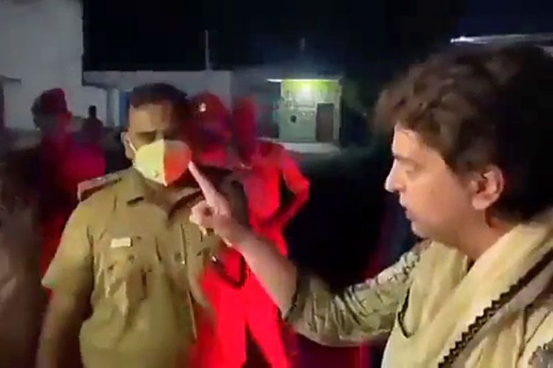 Priyanka Gandhi arrested, kept in PAC guesthouse