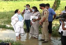 Flood situation in Bengal snowballing into political row