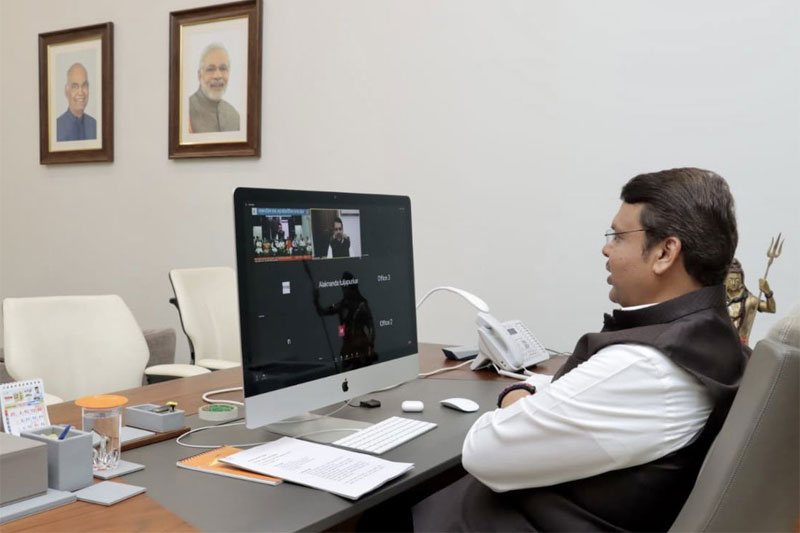I still feel I'm CM, says Fadnavis; MVA says 'stop day-dreaming'