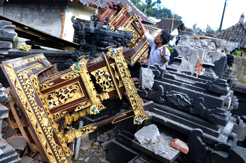 Earthquake in Bali kills 3 people, injures 7