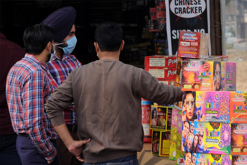 Firecrackers ban in Delhi: Plea in HC seeks urgent hearing
