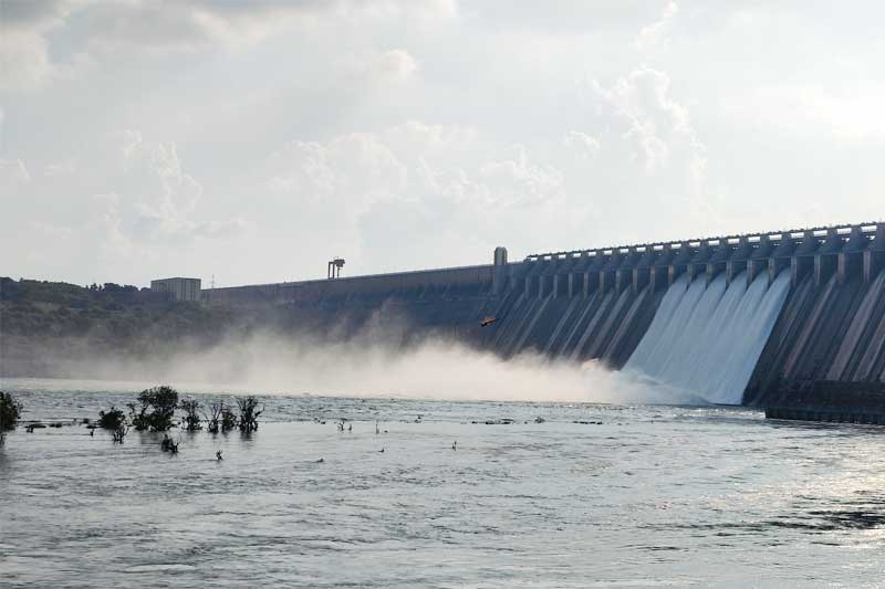 Four Crest Gates of Nagarjuna Sagar Lifted