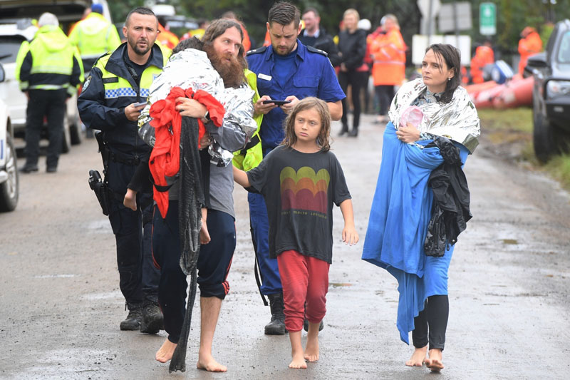 Eastern Australia bracing for heavy rain, thunderstorms