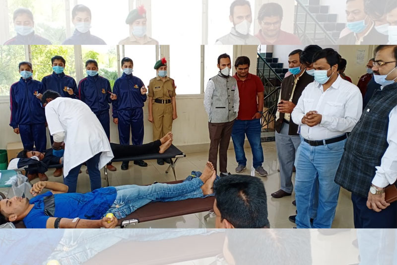 MANUU Organizes Blood Donation Camp