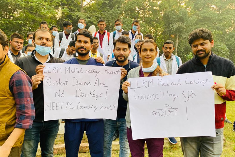 Resident doctors of 3 Delhi hospitals to go on strike from Saturday