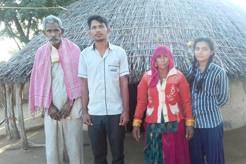 Studying in a hut, son of daily wager to become first doctor in his R'sthan village
