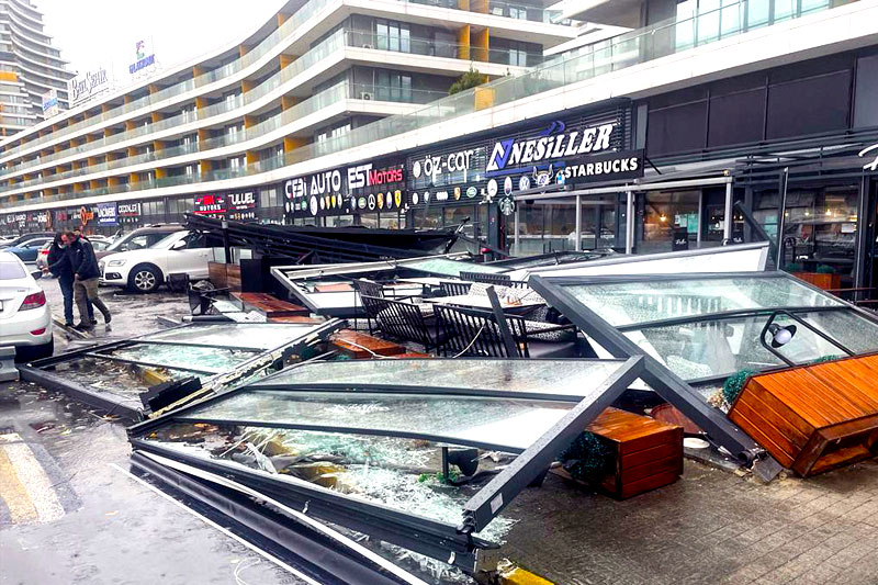 4 killed, 19 wounded by storm in Turkey's Istanbul: Governor's office