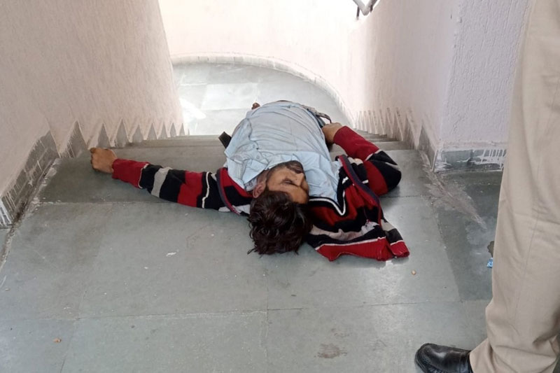an found dead in Saket Court, second incident in a week