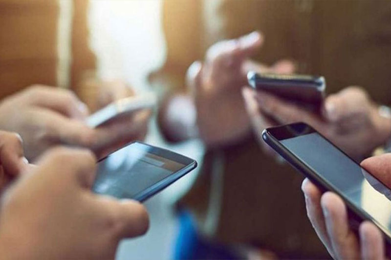 Mobile phones worth Rs 1.5 Cr recovered in UP district