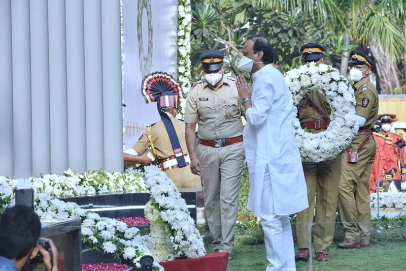 26/11 13th anniv: Mumbai pays homage to bravehearts, victims