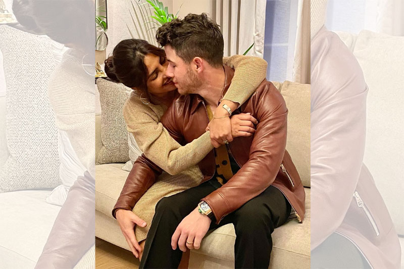 Priyanka Chopra to hubby Nick Jonas: I love you
