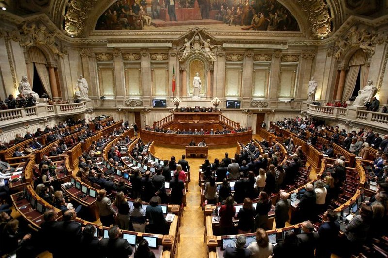 Portuguese Prez dissolves Parliament, calls for elections